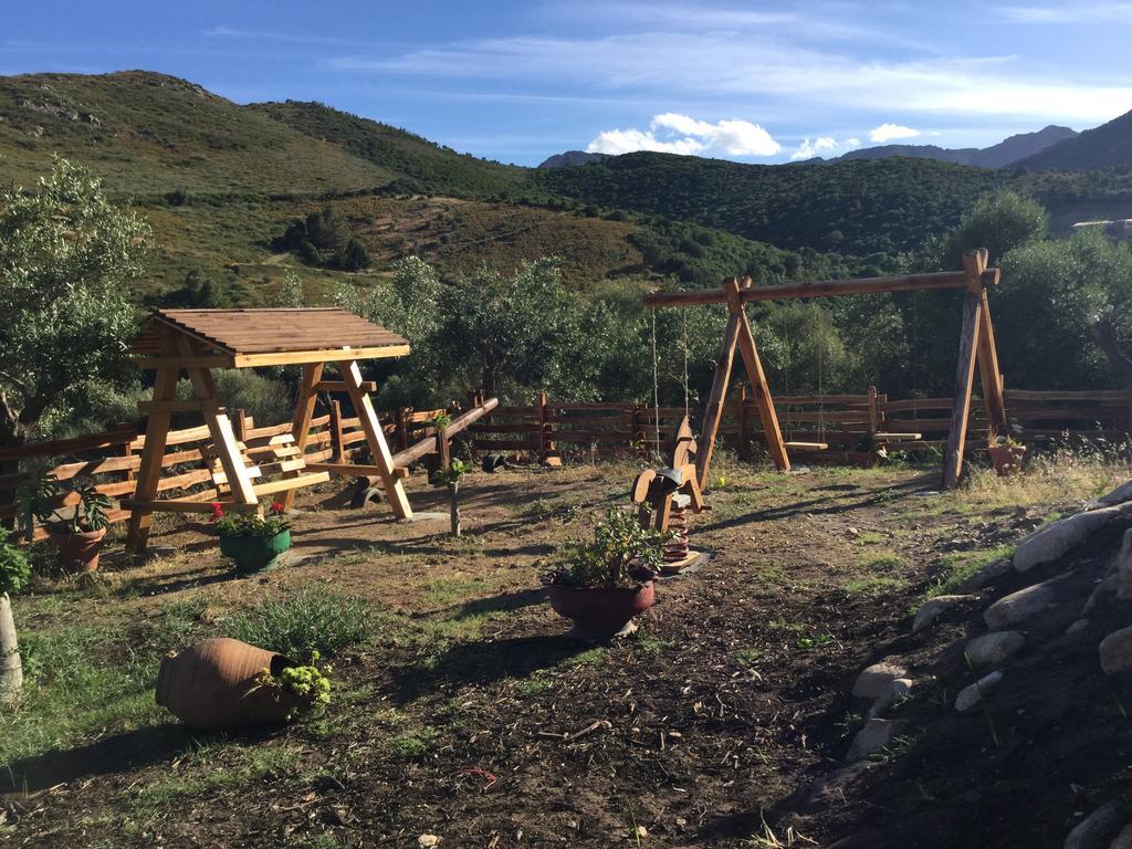 مبيت وإفطار سان تيودورو Il Giardino Di Daniela المظهر الخارجي الصورة