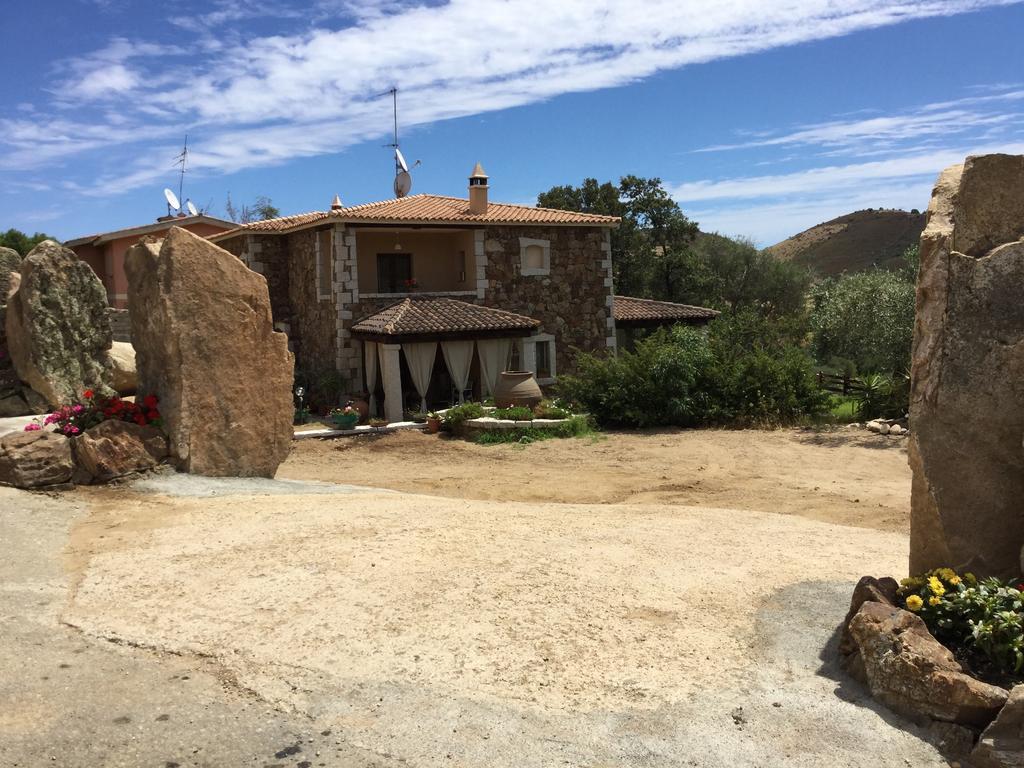 مبيت وإفطار سان تيودورو Il Giardino Di Daniela المظهر الخارجي الصورة